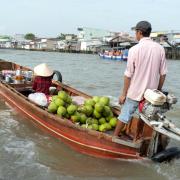 Floating market: Shopping fini!/Shopping done!