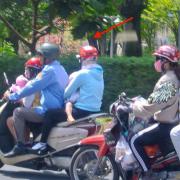 Pour familles/For Families: Saigon Minivan!