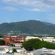 Cairns: Mer à l'est, montagnes à l'ouest