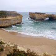 Great Ocean Road: London Bridge..tombé en 1990