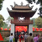 Hanoi: Temple de/Temple of Confucius