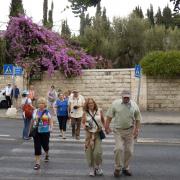 On marche dans/Walking in Jerusalem