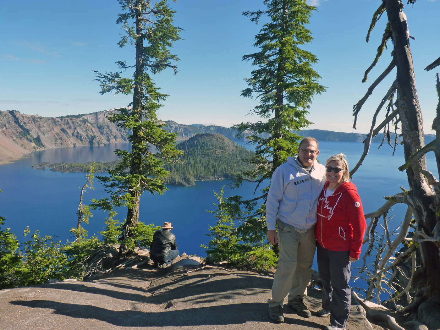 Crater lake national park oregon 09 2015